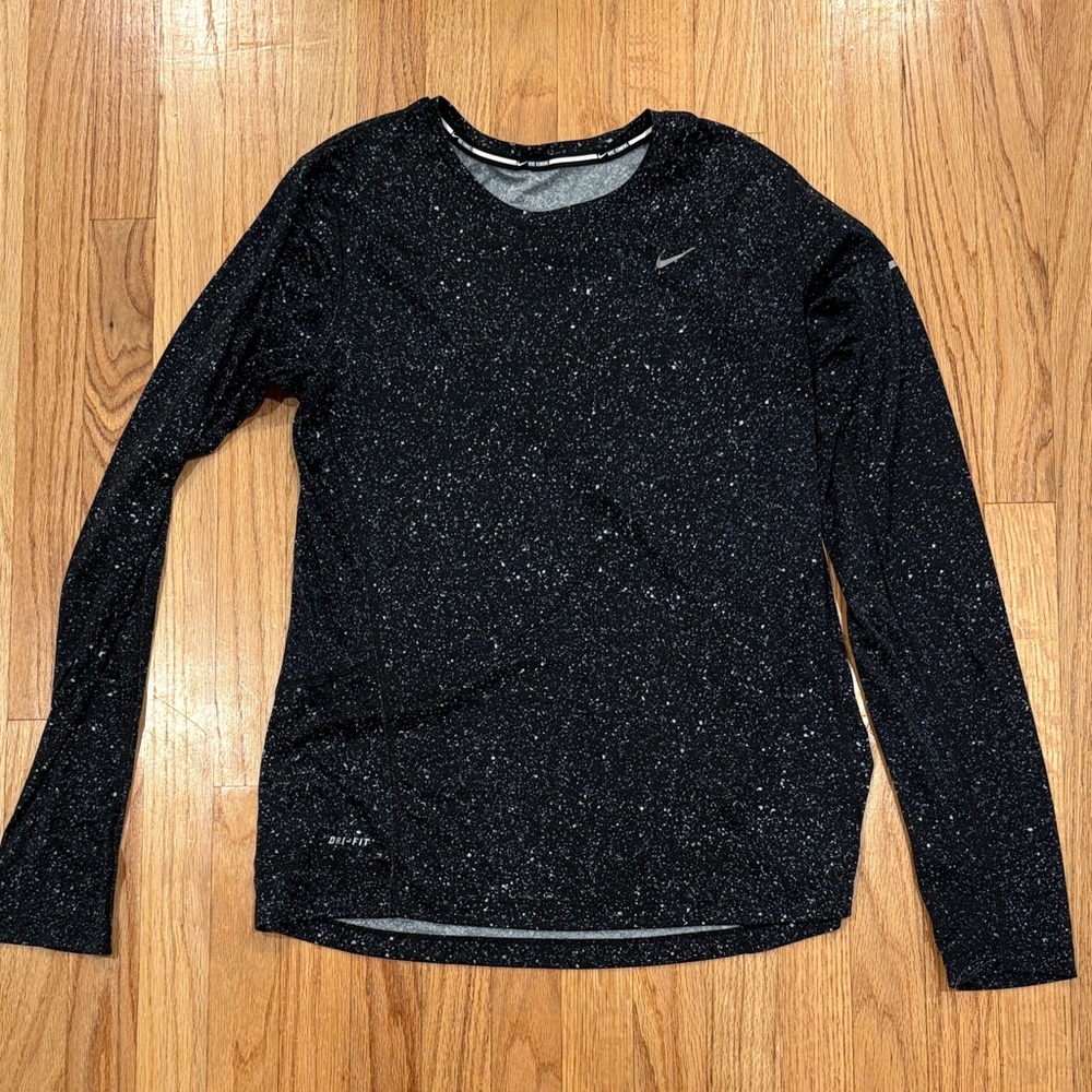 Nike Women’s Medium DriFit Black Speckled Long Sleeve Top